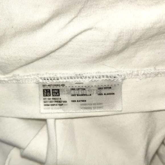 Kaws x Peanuts x Uniqlo White T-Shirt Size Small - Picture 5 of 6